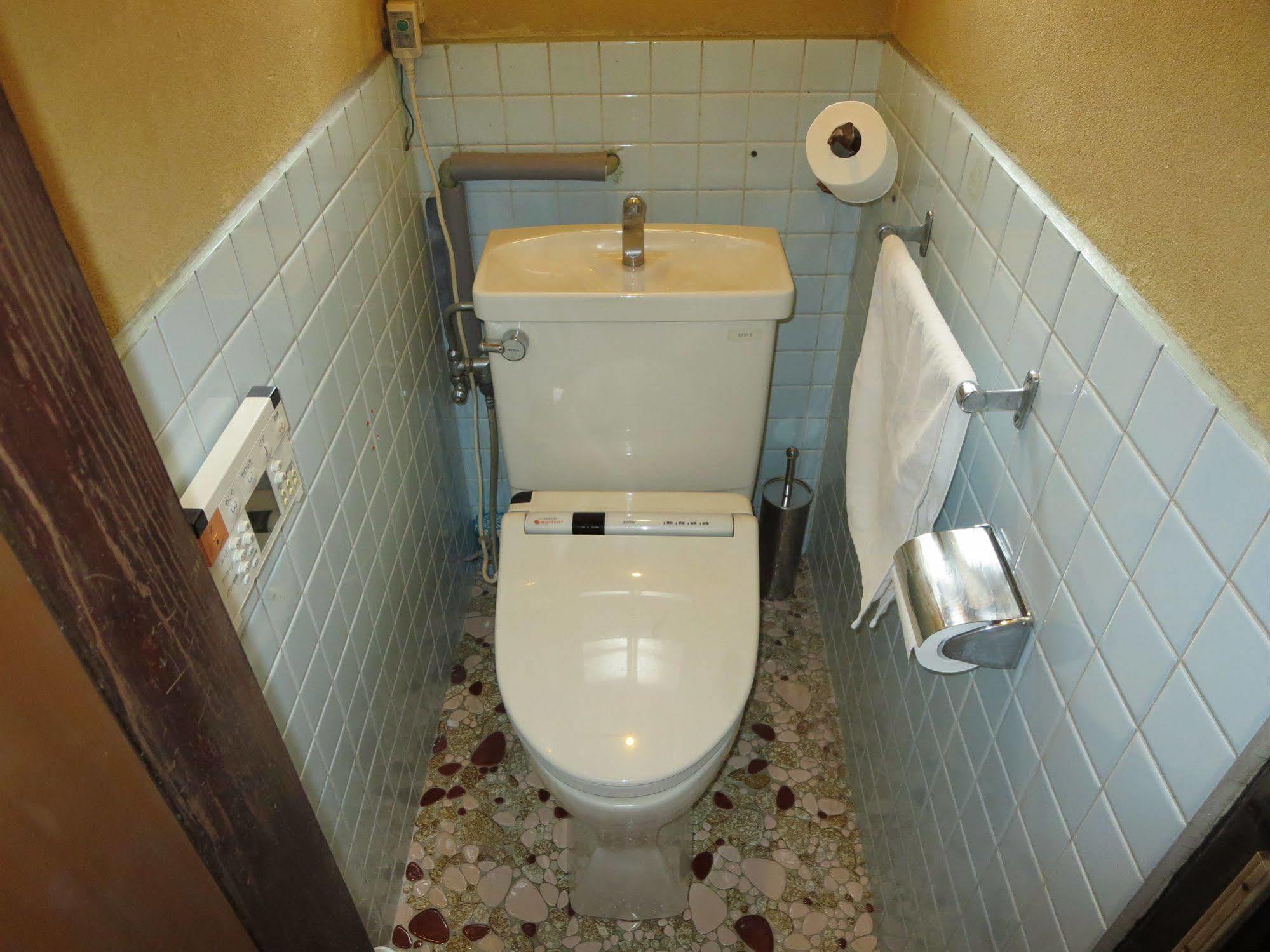 Onomichi Guesthouse Fuji Hostel Zewnętrze zdjęcie
